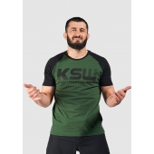 T shirt męski reglan KSW CLASSIC zielony z czarnymi rękawkami i nadrukiem T shirt męski reglan KSW CLASSIC zielony z czarnymi rękawkami i nadrukiem